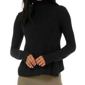 Alo Yoga Embrace Long Sleeve